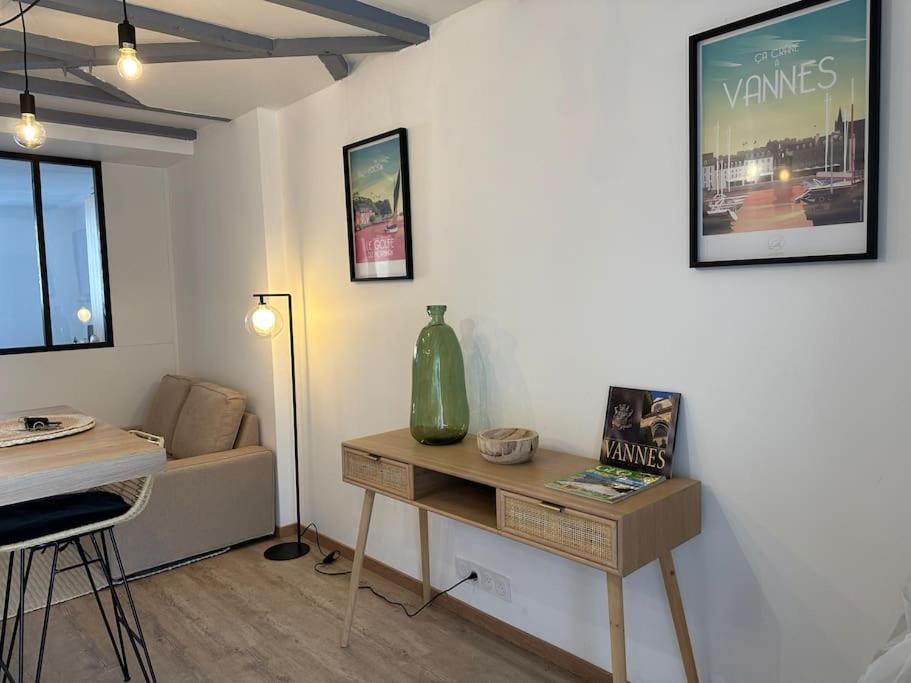 Appartement Moderne Avec Jardin Et Parking Vannes Exteriör bild